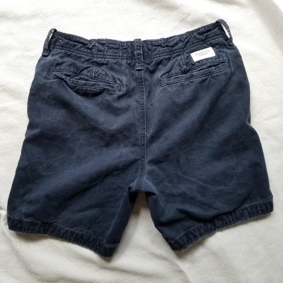 Abercrombie and Fitch Shorts - Picture 2 of 8